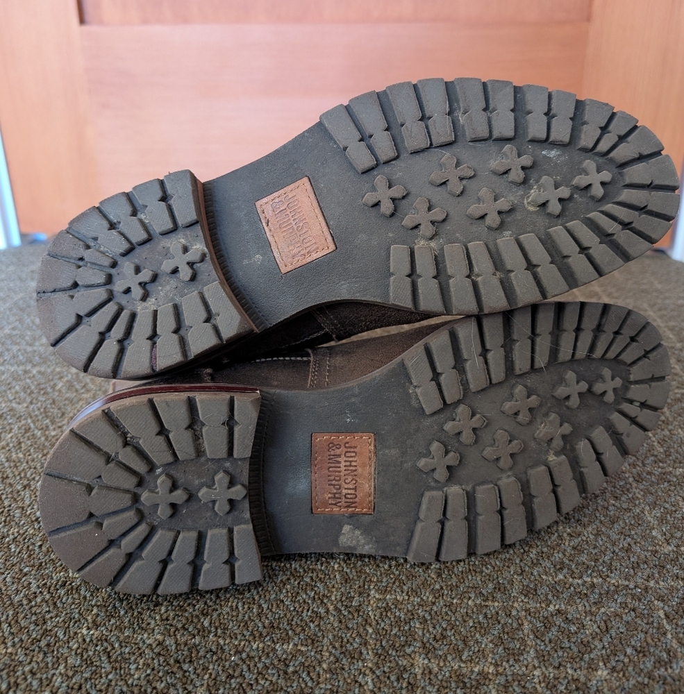 Johnston & Murphy Chelsea Slip On Boots - Picture 5 of 9